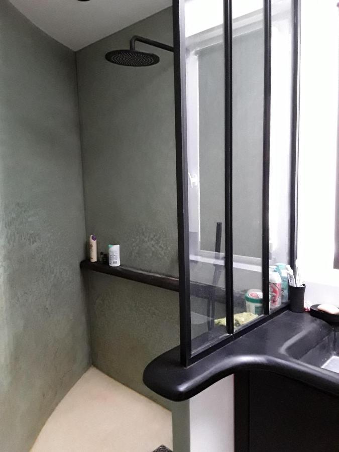 Chambre Privee Centre De Paris Proche Marais מראה חיצוני תמונה